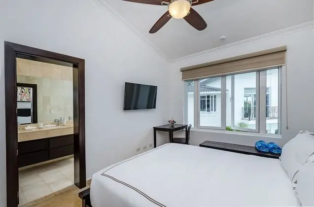 Deluxe Villa