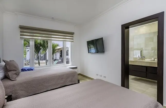 Deluxe Villa
