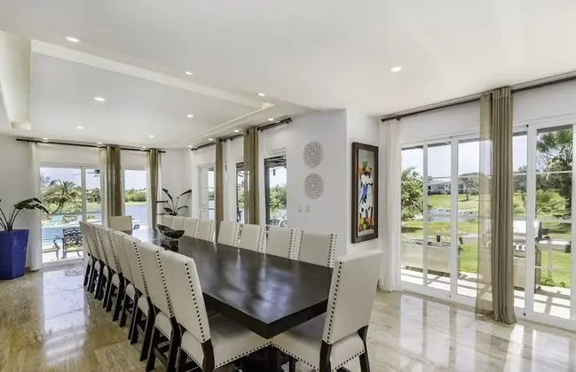 Deluxe Villa