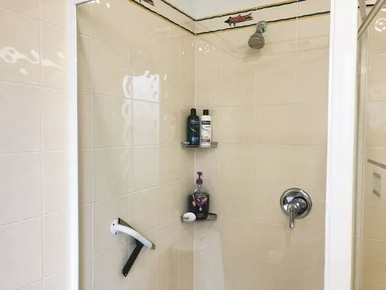 Classic Tek Büyük Yataklı Oda, Ortak Banyo (Slope View)