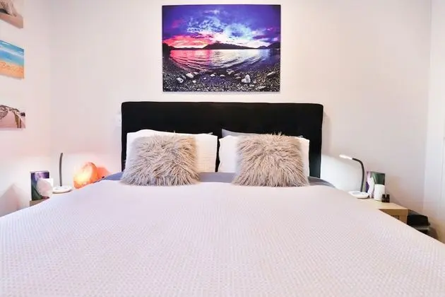 Comfort Tek Büyük Yataklı Oda, 1 En Büyük (King) Boy Yatak, Göl Manzaralı, Göl Kenarı