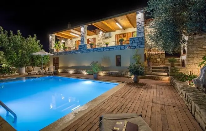 Classy Villa With Panoramic View