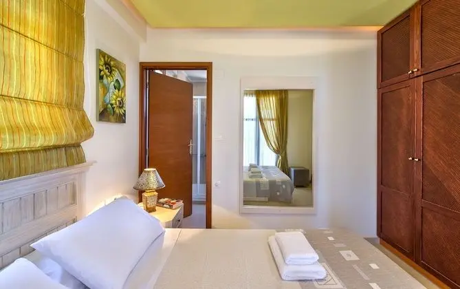 Modern and Cozy Villa