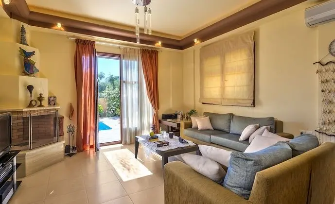 Modern and Cozy Villa