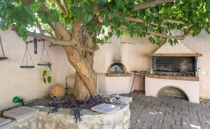 Traditional Elegand Villa