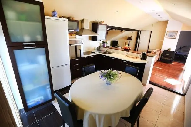 Apart Daire, 2 Yatak Odası, Balkon