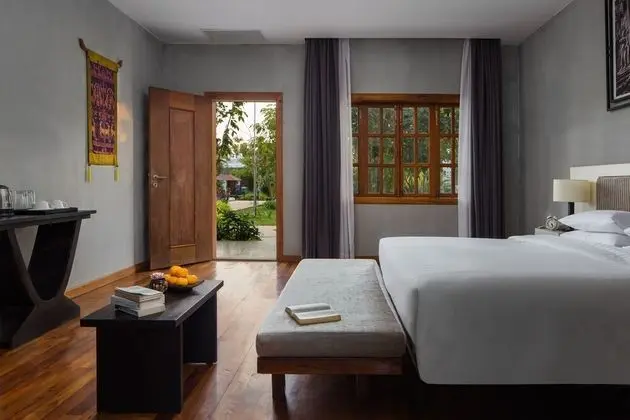 Executive Suite with Private Pool - Free Round Trip Transfer
