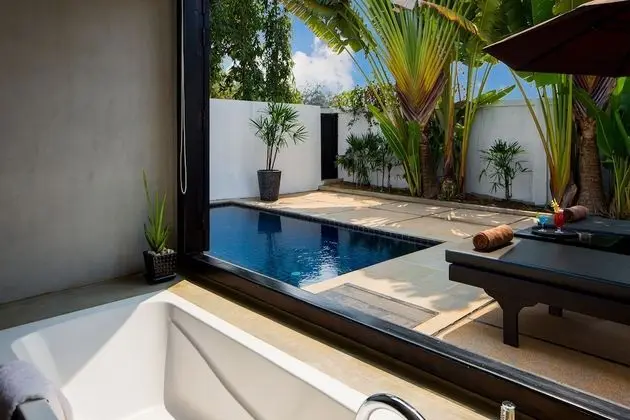 Executive Suite with Private Pool - Free Round Trip Transfer