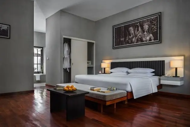 Executive Suite with Private Pool - Free Round Trip Transfer