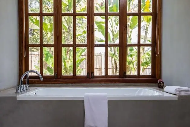 Executive Suite with Private Pool - Free Round Trip Transfer