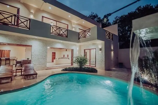Ev, 4 Yatak Odası, Balkon