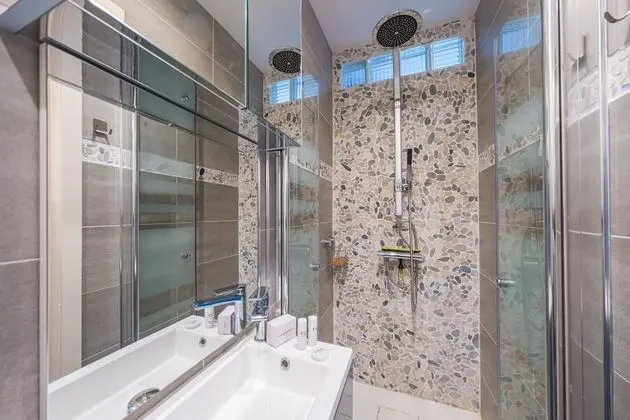 Standard Apart Daire, Birden Çok Yatak, Denize Bakan (Amazing view on the sea Apt Astor)