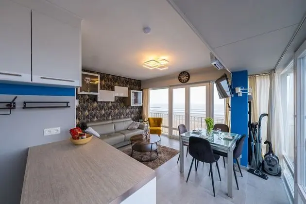 Standard Apart Daire, Birden Çok Yatak, Denize Bakan (Amazing view on the sea Apt Astor)