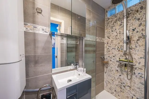 Standard Apart Daire, Birden Çok Yatak, Denize Bakan (Amazing view on the sea Apt Astor)