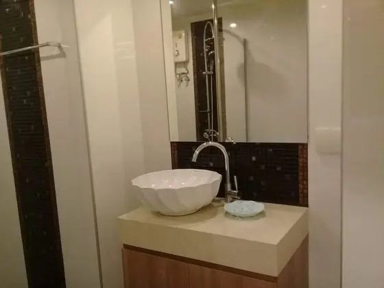 1-Bedroom Apartment