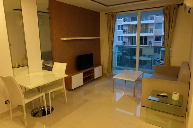 1-Bedroom Apartment