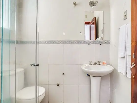 Üç Kişilik Oda