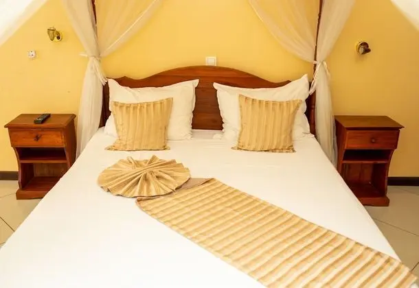 Family Tek Büyük Yataklı Oda