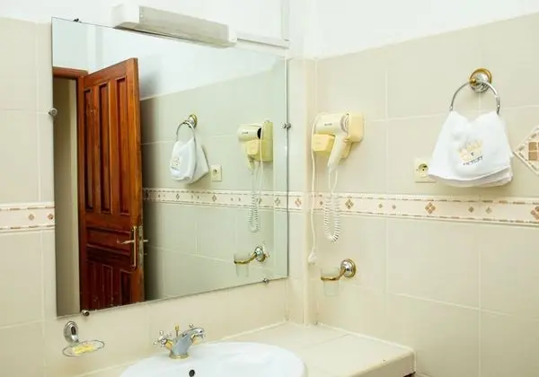 Family Tek Büyük Yataklı Oda