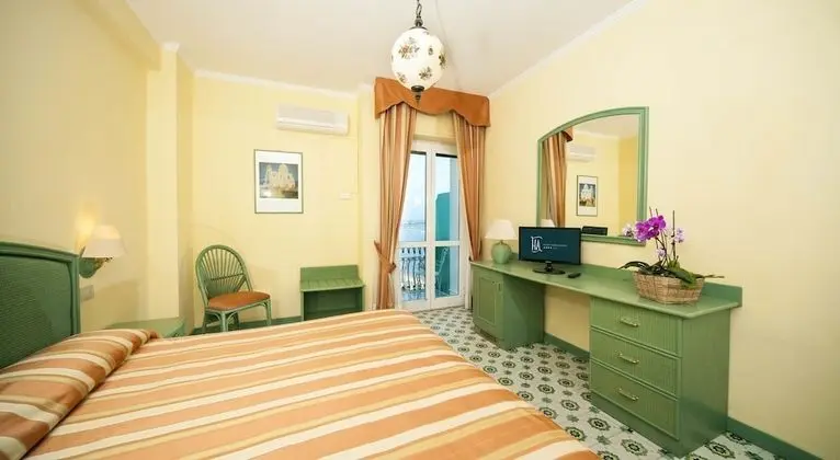 Classic Tek Büyük Yataklı Oda, Balkon