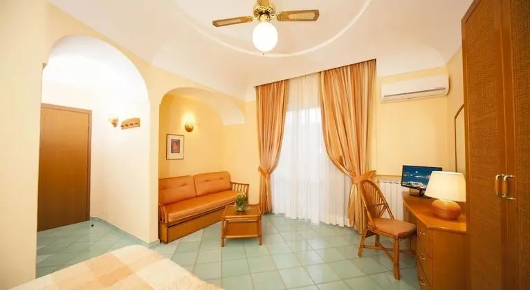 Classic Tek Büyük Yataklı Oda, Balkon