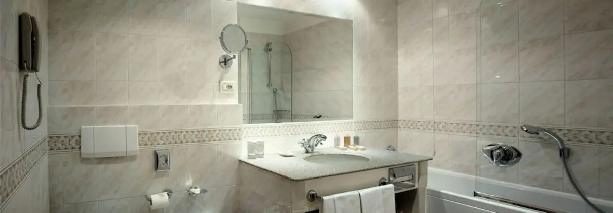 Superior Tek Büyük veya İki Ayrı Yataklı Oda