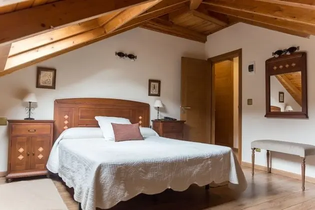 Tek Büyük veya İki Ayrı Yataklı Oda