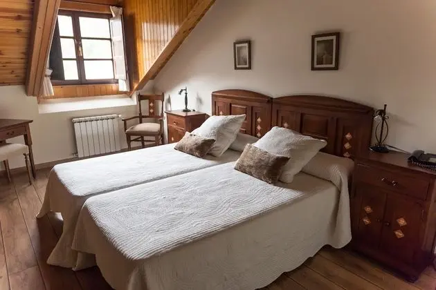 Tek Büyük veya İki Ayrı Yataklı Oda