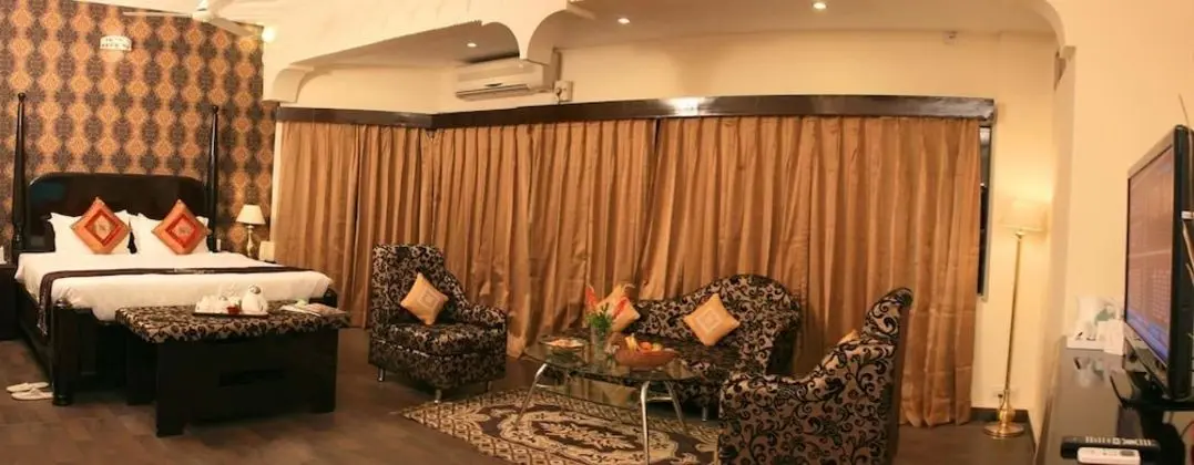Maharaja Suite