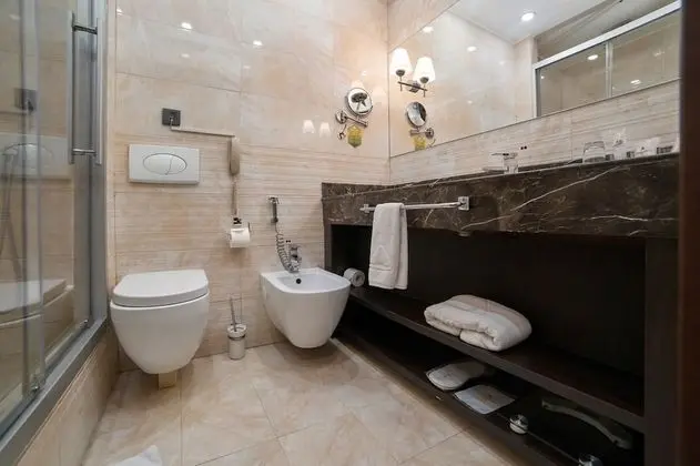 Standard Tek Büyük veya İki Ayrı Yataklı Oda
