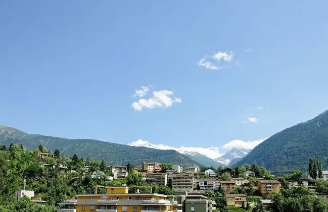 Üç Kişilik Oda