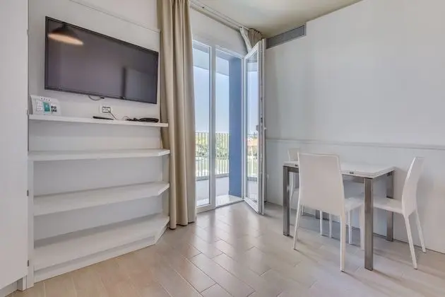 Junior Süit (4 Pax)