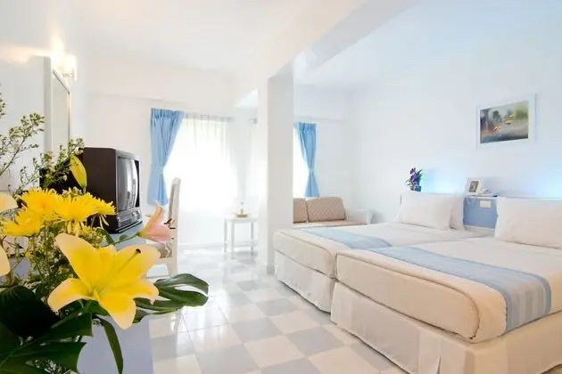 Economy Studio Twin Room