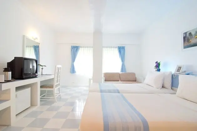 Economy Studio Twin Room