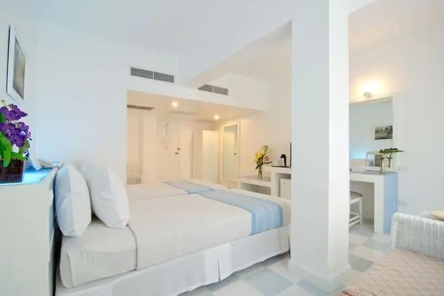 Economy Studio Twin Room
