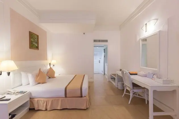 Supreme Room