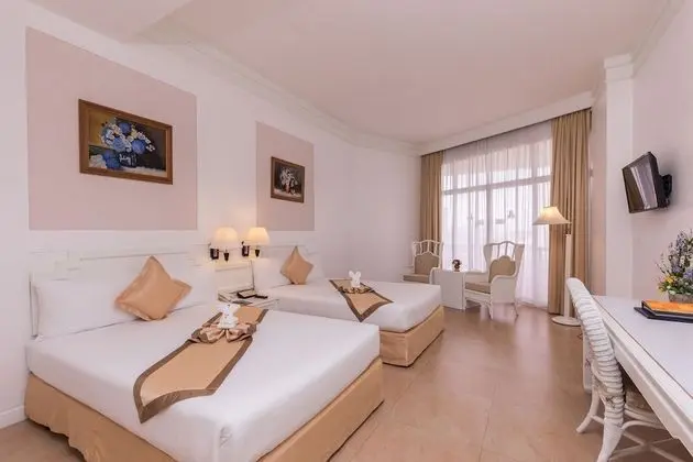 Supreme Room