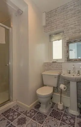 Superior Tek Büyük Yataklı Oda, Banyolu/Duşlu