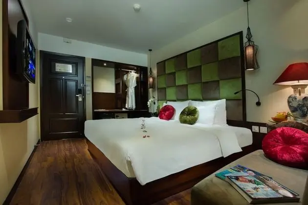 Deluxe Tek Büyük veya İki Ayrı Yataklı Oda