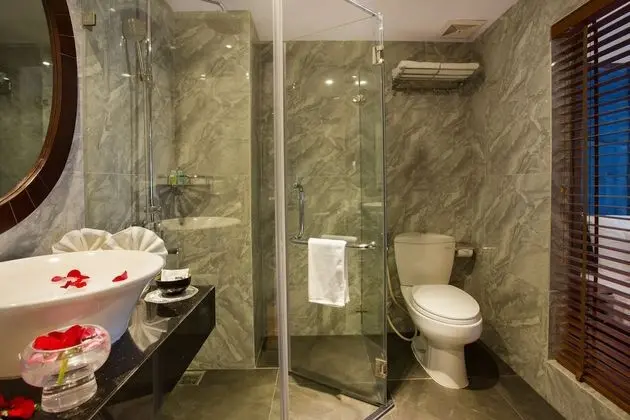 Deluxe Tek Büyük veya İki Ayrı Yataklı Oda