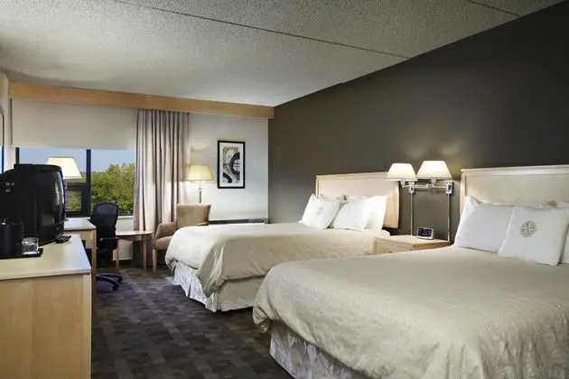 1 Çift ​​kişilik Yatak Two Queen Beds