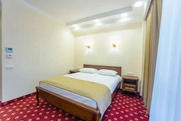 Deluxe Tek Büyük Yataklı Oda, 1 Büyük (Queen) Boy Yatak