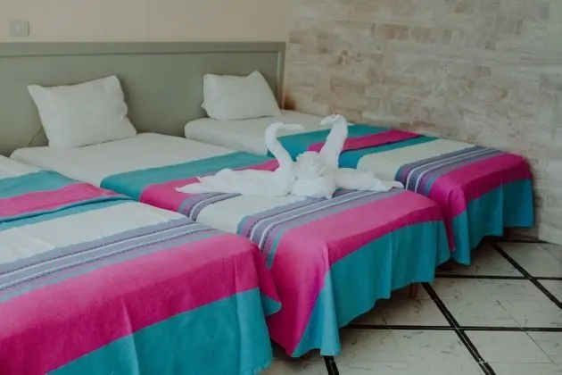 Üç Kişilik Oda