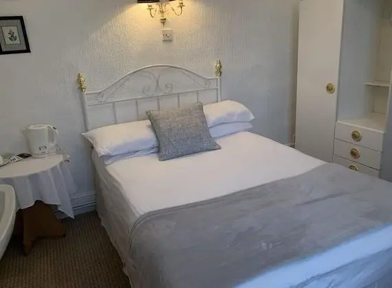Tek Kişilik Oda, 1 Tek Kişilik Yatak (Shower Only)