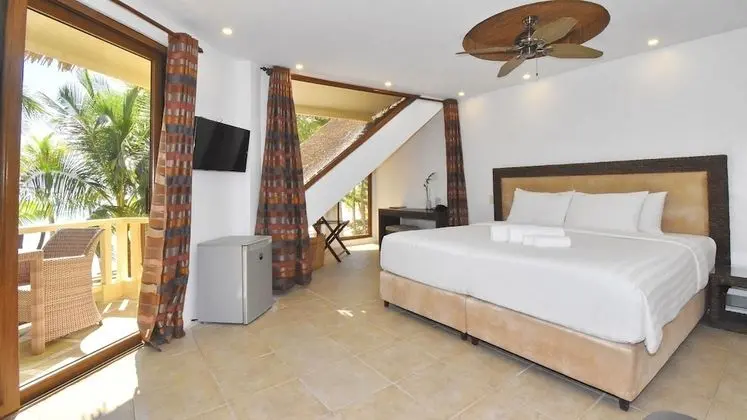 Deluxe Oda, Okyanus Manzaralı (Deluxe Beachfront View)