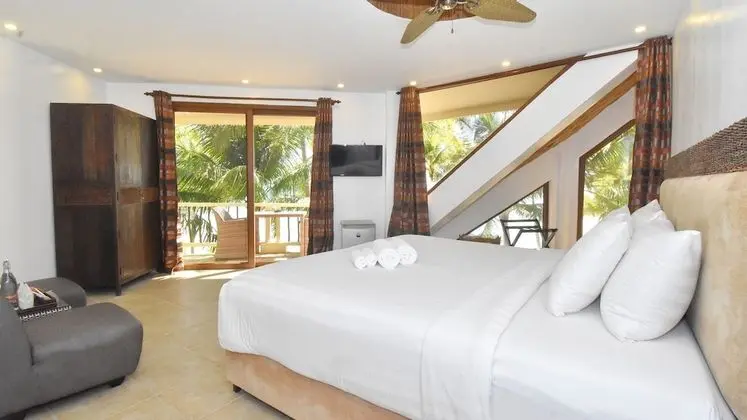 Deluxe Oda, Okyanus Manzaralı (Deluxe Beachfront View)