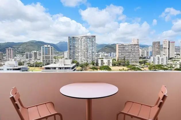 Oda, 1 En Büyük (King) Boy Yatak, Şehir Manzaralı