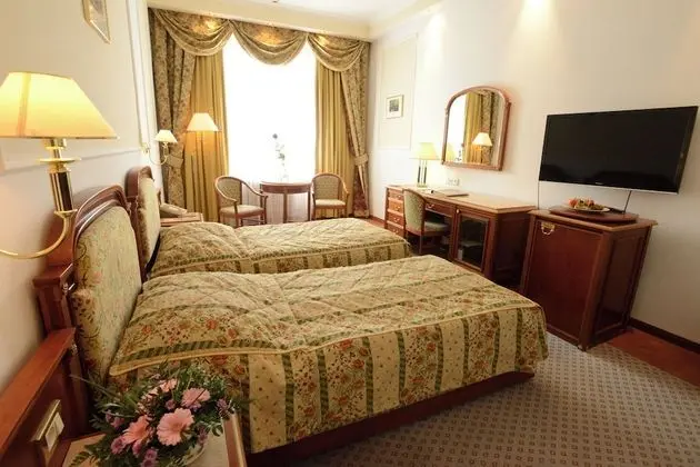 Special Offer - Twin Room with New Year's Eve Package