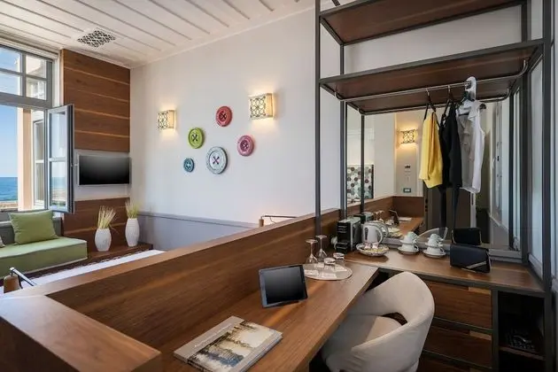 Deluxe Tek Büyük Yataklı Oda, Deniz Manzaralı