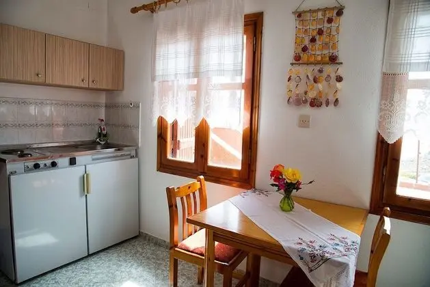 Basic Apart Daire, Sigara İçilebilir